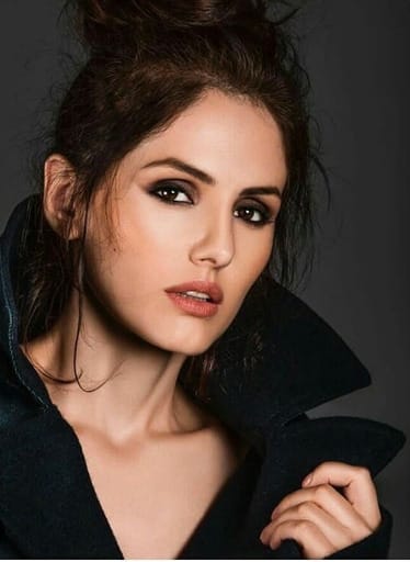 Hire The Top Modelling Agency In Mumbai For Your Career.