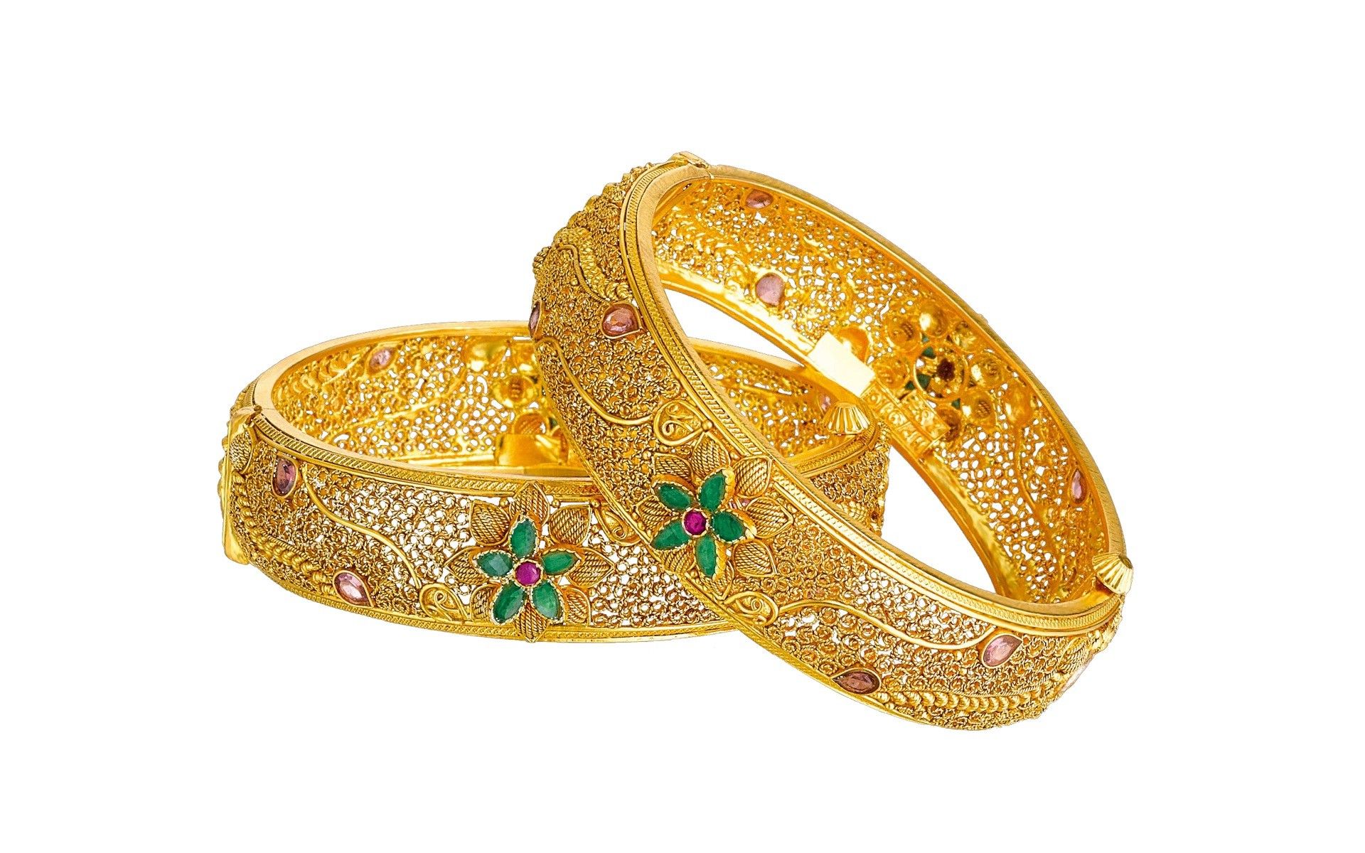 Is it Worth Buying Jewelry Online?