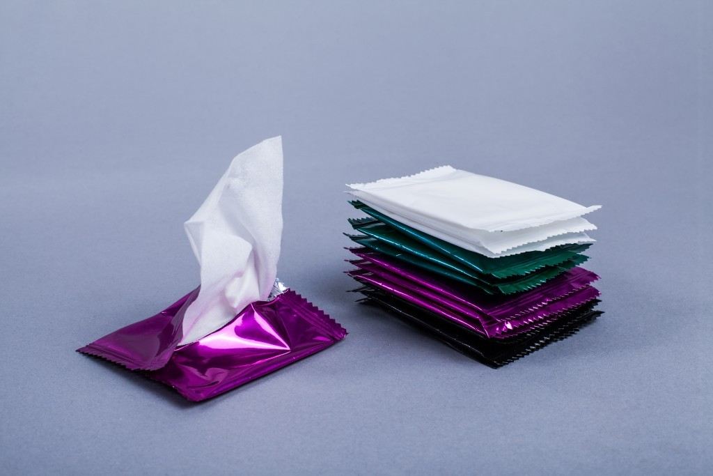 6 Reasons You Should Carry a Pocket Tissue
