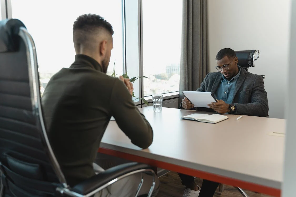 Maximizing Employee Potential: Unleashing the Power of Qandle's Performance Management Software