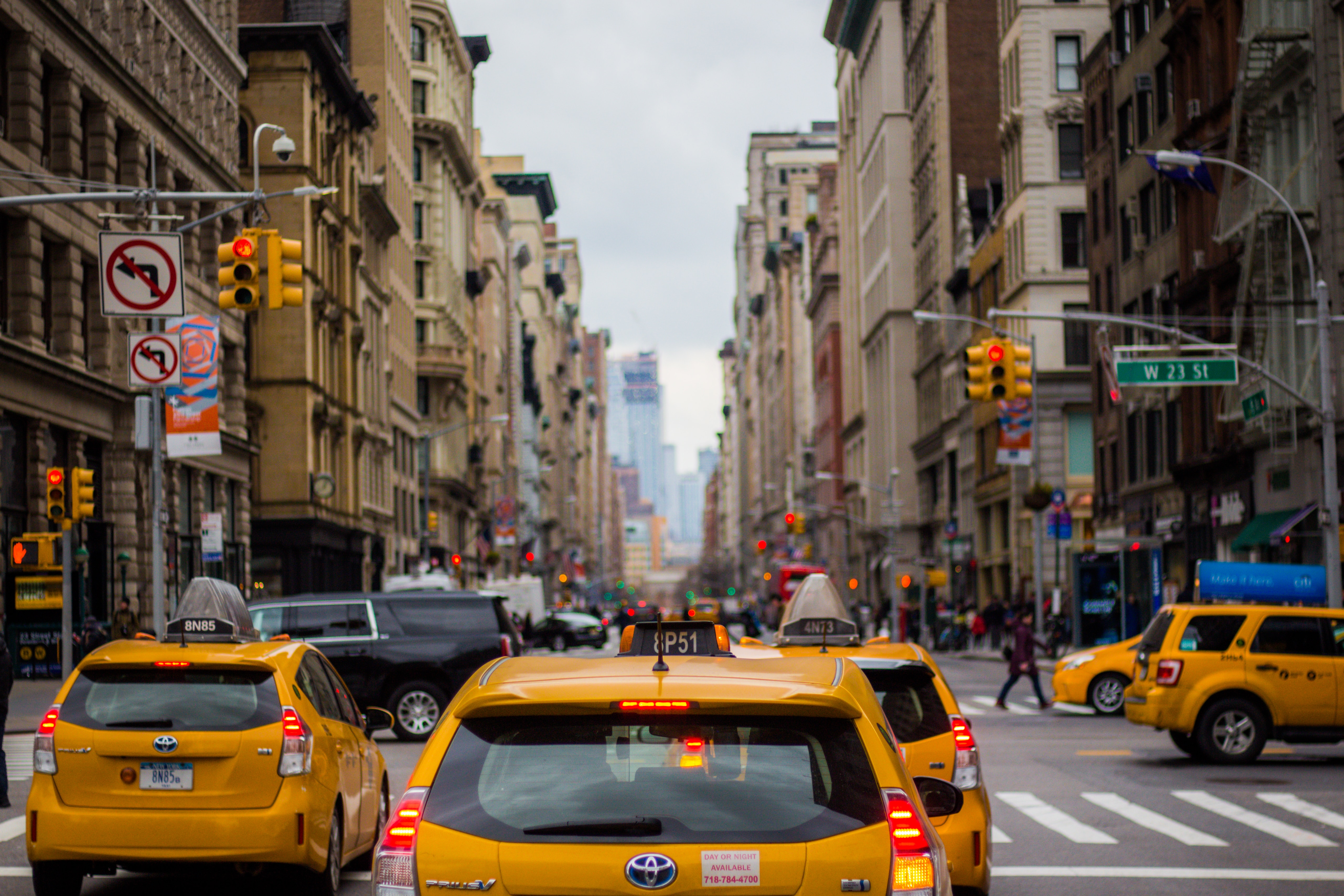 Revolutionize the Ride Sharing Experience with Taxi Booking Service App