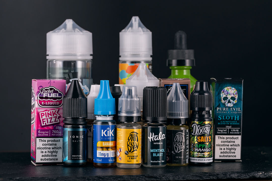 Why Drip Hacks Vapes Are So Popular And The Difference Between A Cartridge Vape And A Dripper
