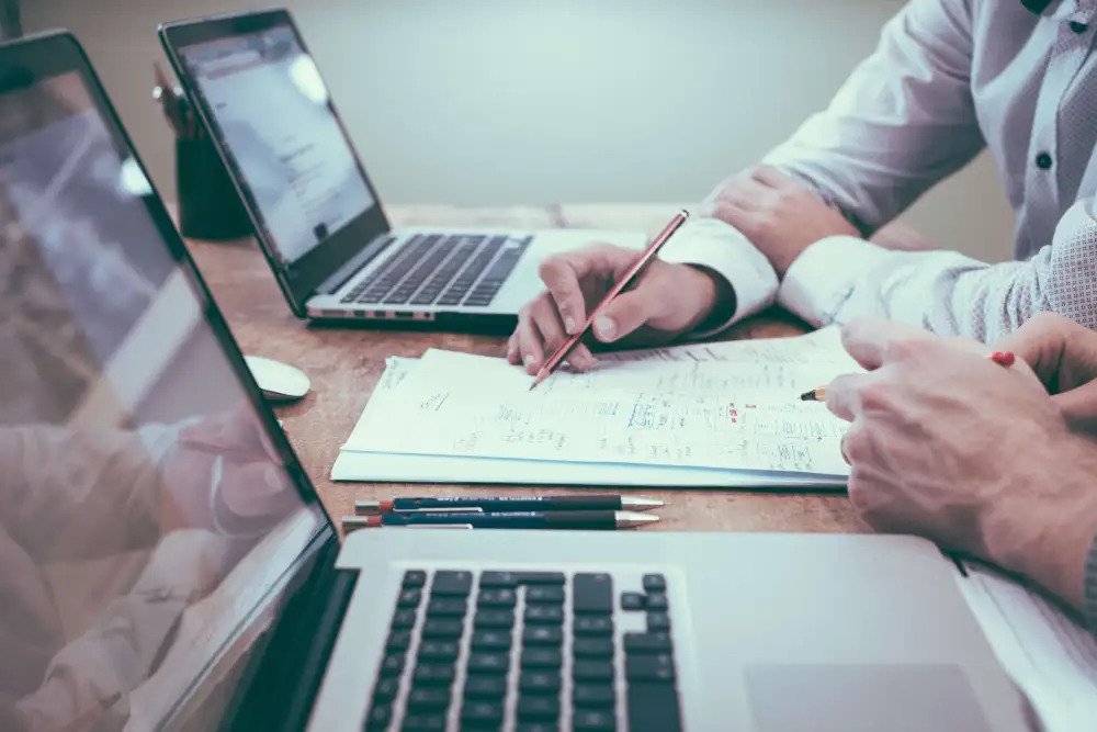 Benefits of Attending an Online Florida Brokers License Course