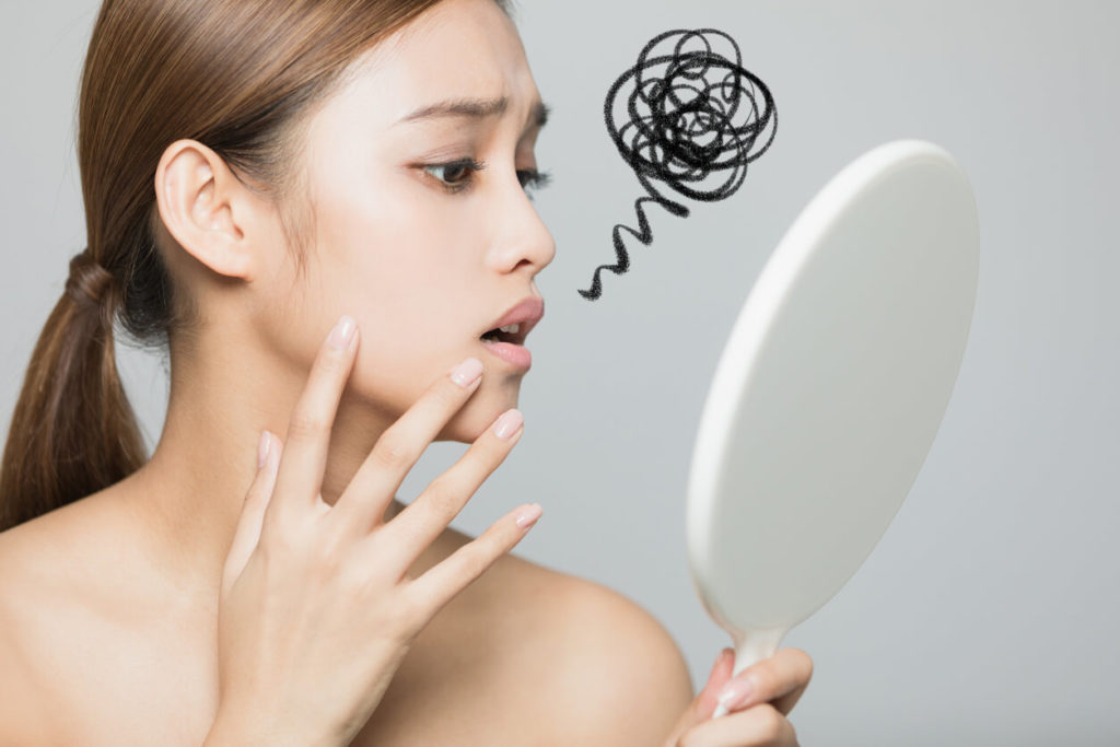 HOW TO CARE FOR OILY OR PROBLEMATIC SKIN?