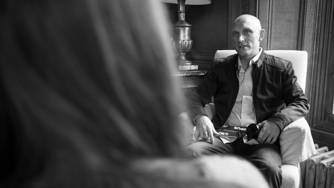 Counselling Psychologist:Treats Mental Illness