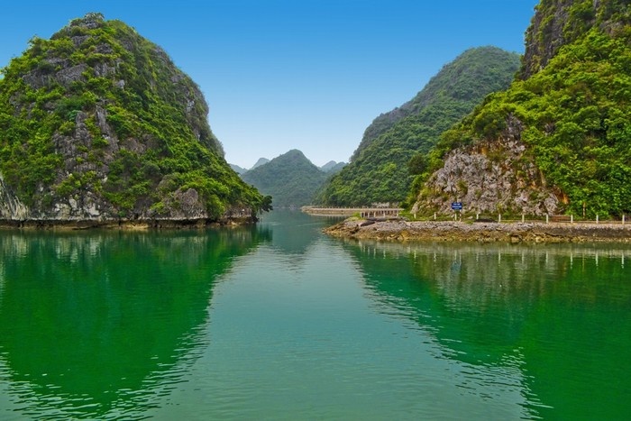 Trải nghiệm du hý làng chài Việt Hải - Cát Bà