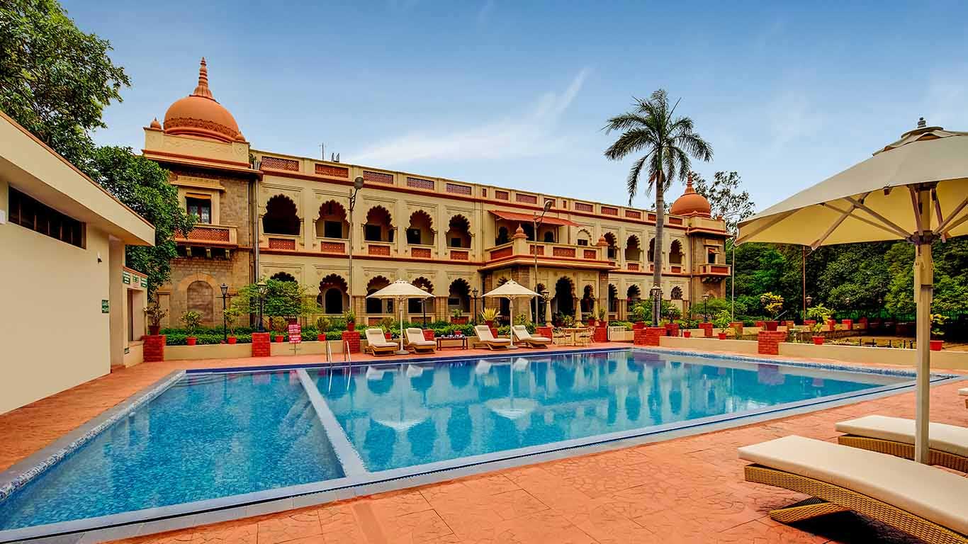 Hotels in Hampi - Shivavilas Palace