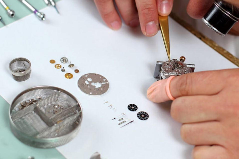 Watch Battery Replacement Near Me