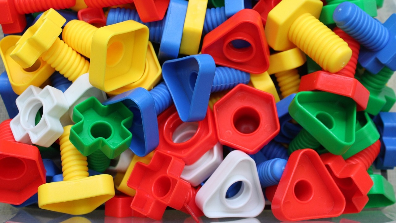 Polyvinyl Chloride (PVC) Market Growth Potential, Drivers, Industry-Specific Challenges, Risks and Forecast by 2022-2030