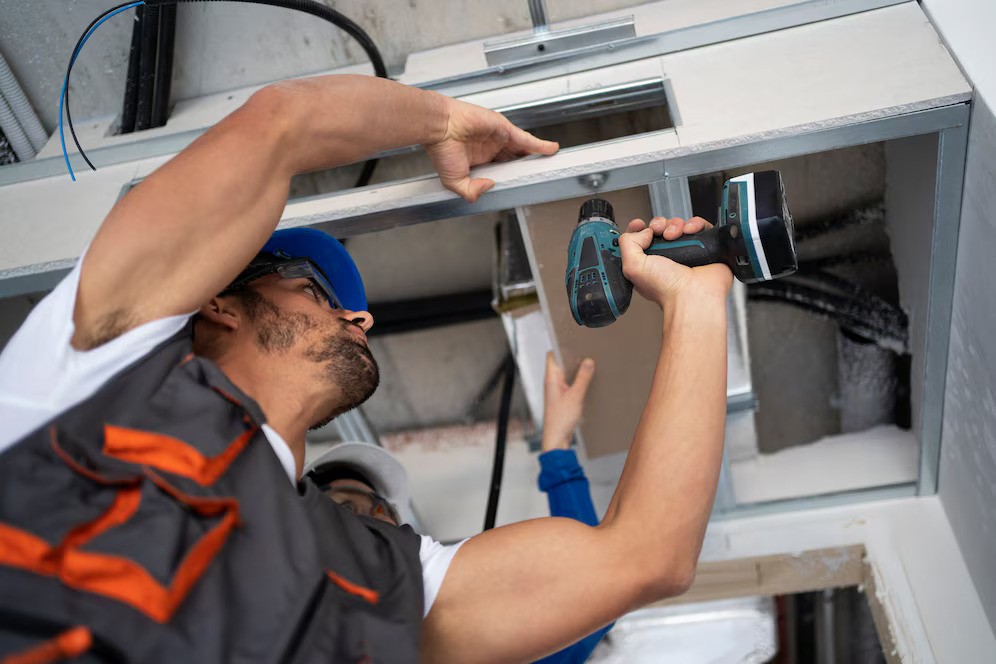 Air Conditioner Installation on the Sunshine Coast: Enhancing Efficiency with Solar Integration