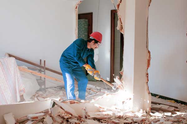 Are you looking for industrial earthmoving equipment in Perth?