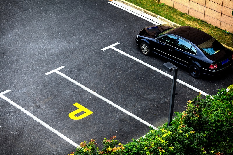 Line Marking System Makes Placing Straight Lines on the Floor Easier
