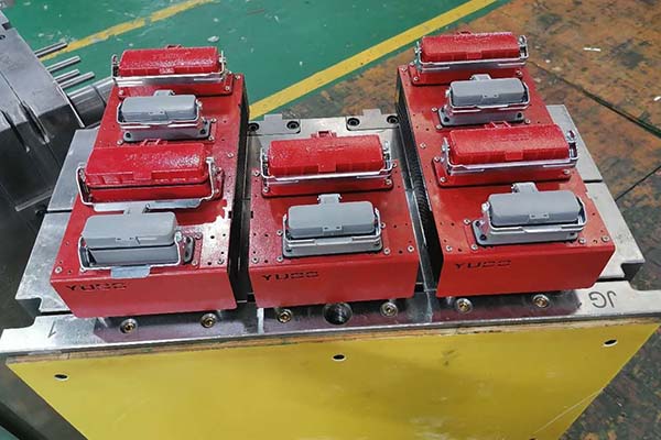 Hot Runner Injection Molding Solutions