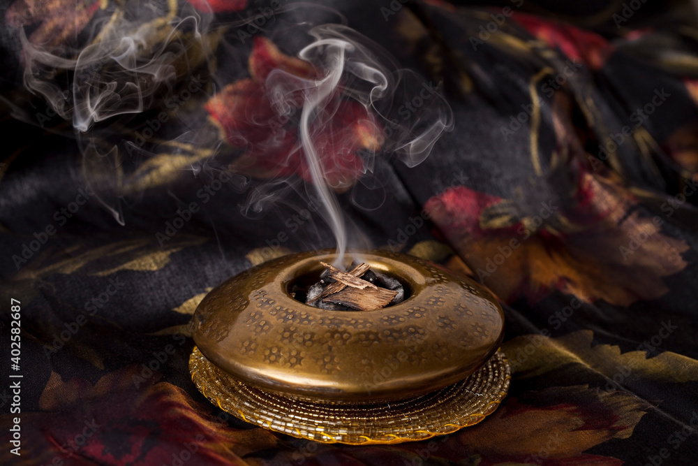 Which is the best oud company in dubai?