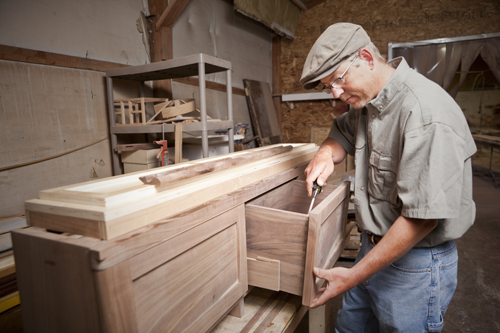How to Choose the Right Wood for Your Custom Cabinets?