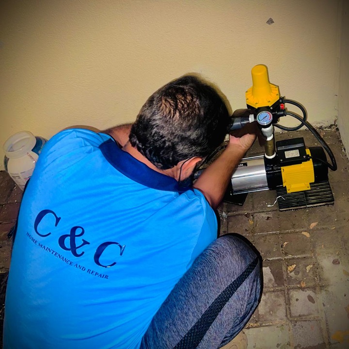 The Ultimate Guide to Dealing with a Water-Flooded House in Dubai: Hiring the Right Plumber