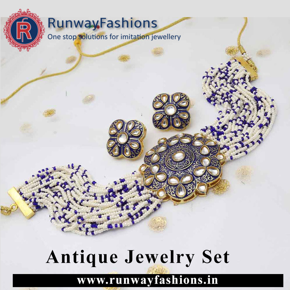 Antique Jewelry Set