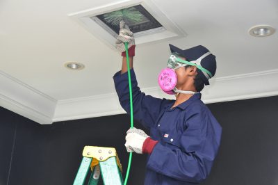 Things That You Should Consider While Hiring a Professional for AC Cleaning