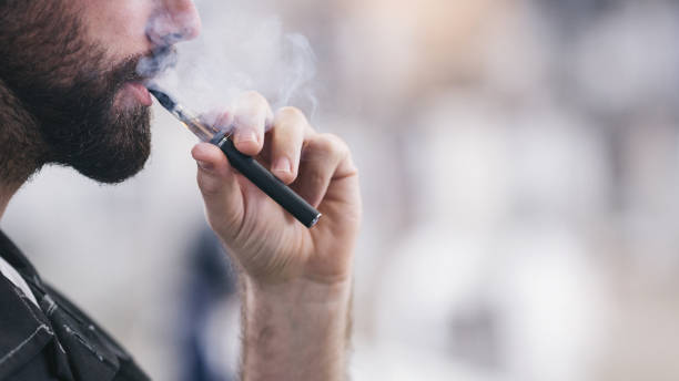 E-Cigarettes & Vaporizer Market 2021 | Omicron-Covid19 Updated: Industry Analysis, Segments, Top Key Players, Drivers and Trends