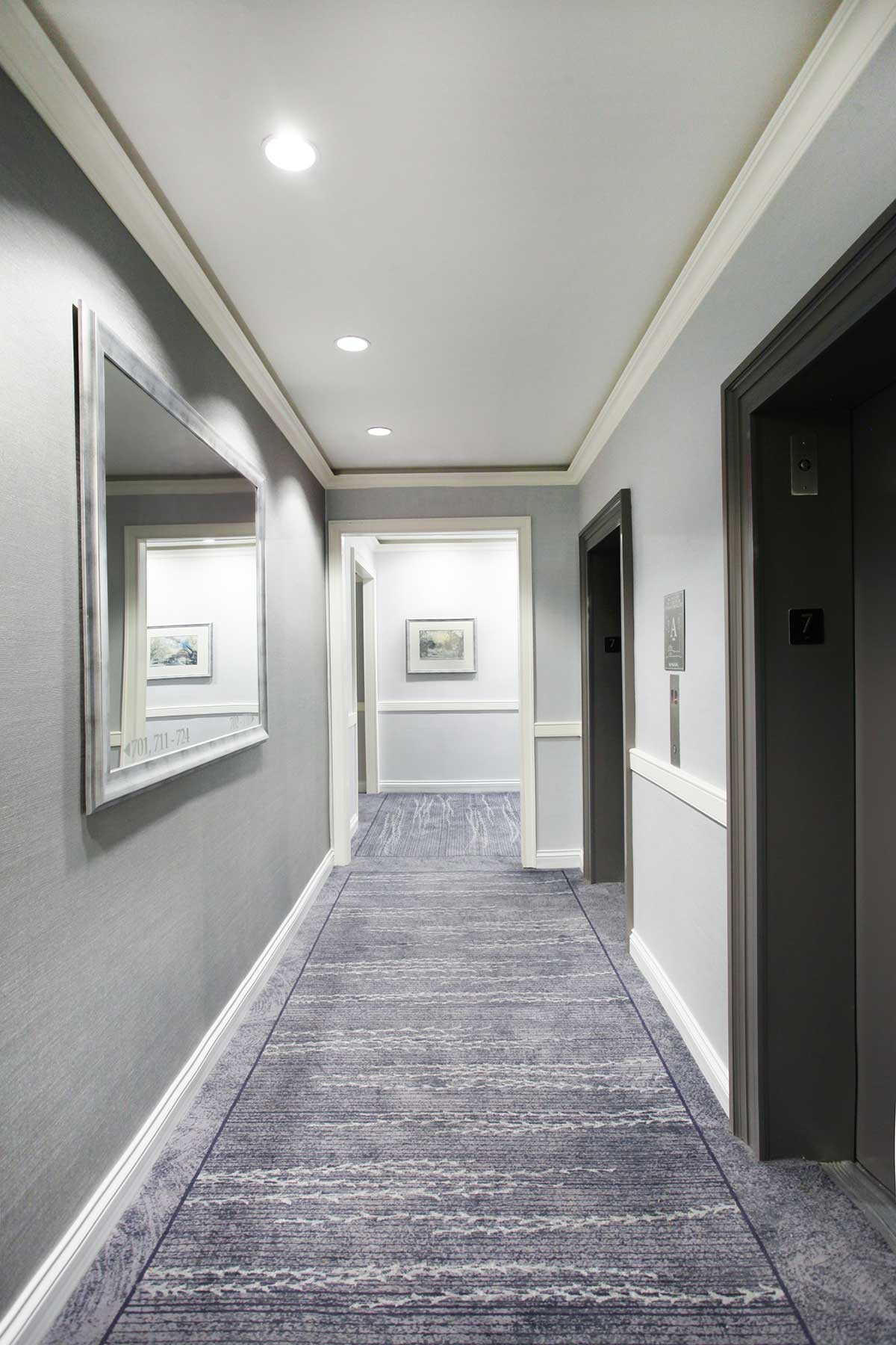 How To Select An Interior Designer For The Hallway Design?
