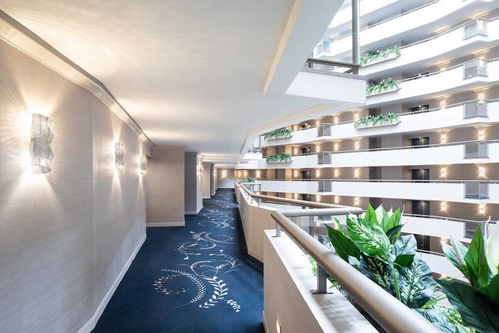 Modern Smart Systems Enhancing the Flow of Luxury Corridors