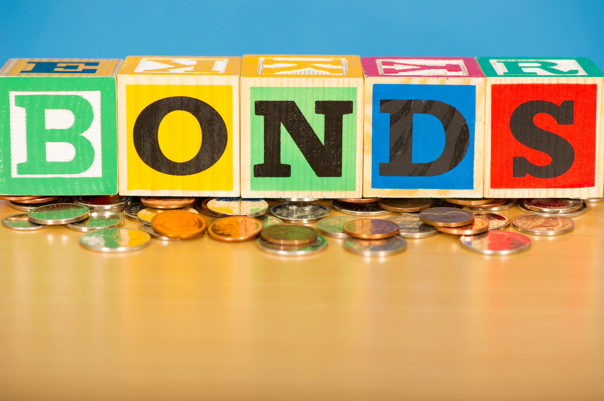 WHY SHOULD YOU INVEST IN BANK BONDS?