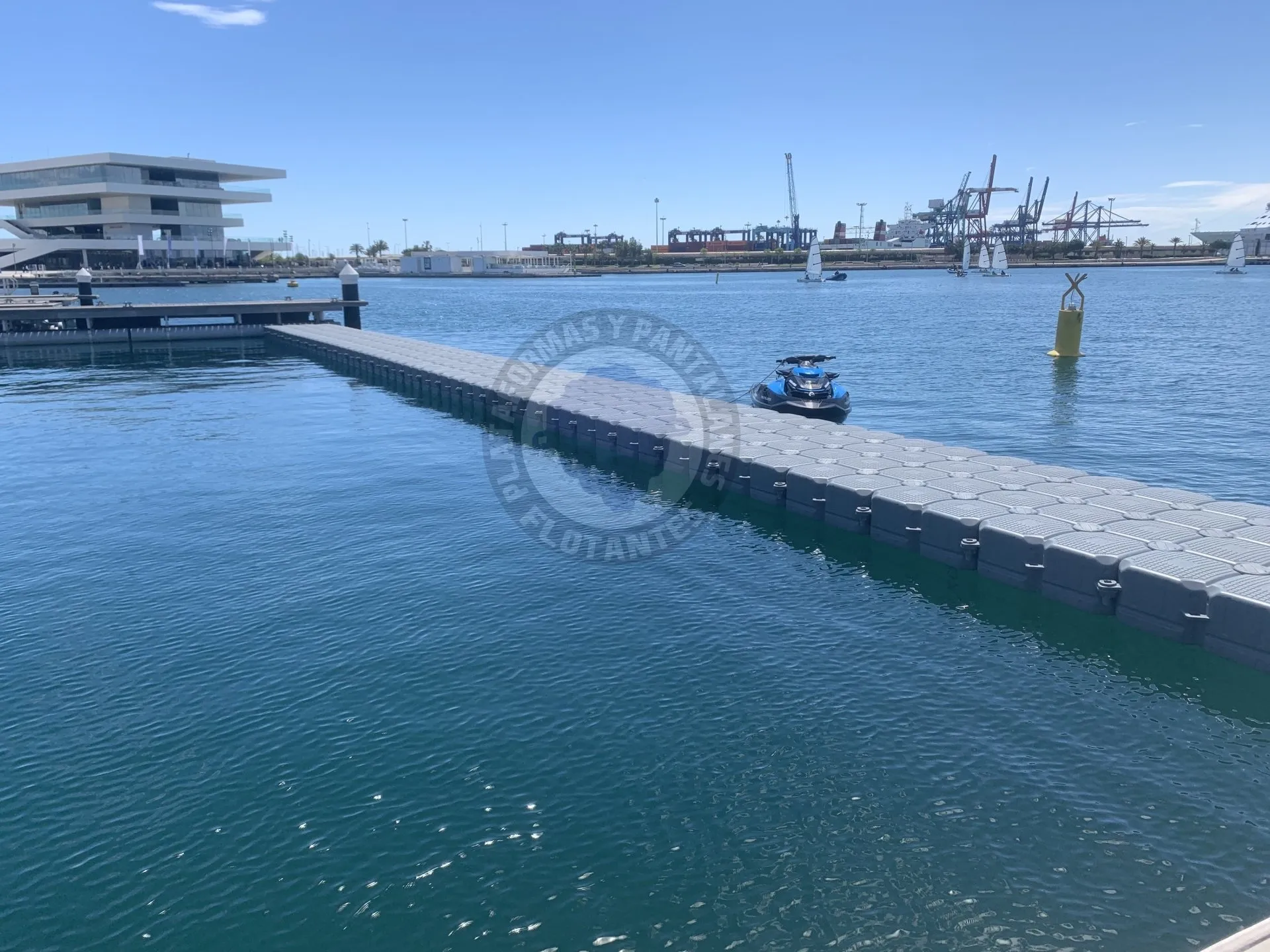 Cómo construir una plataforma flotante de bricolaje