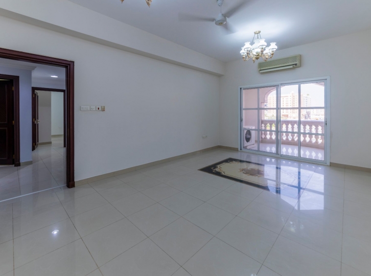 Commercial property or shop for rent in prime location in Muscat