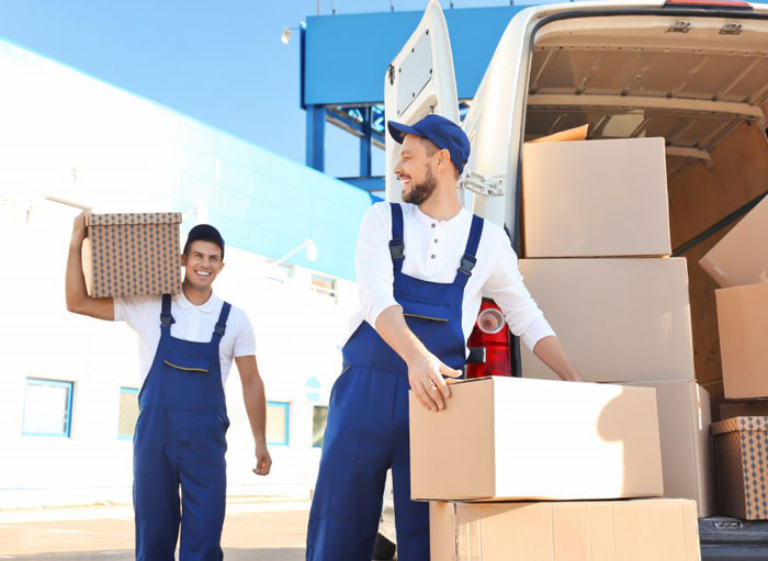 Reasons To Prefer Man-And-Van Services Over Van Hire Services 