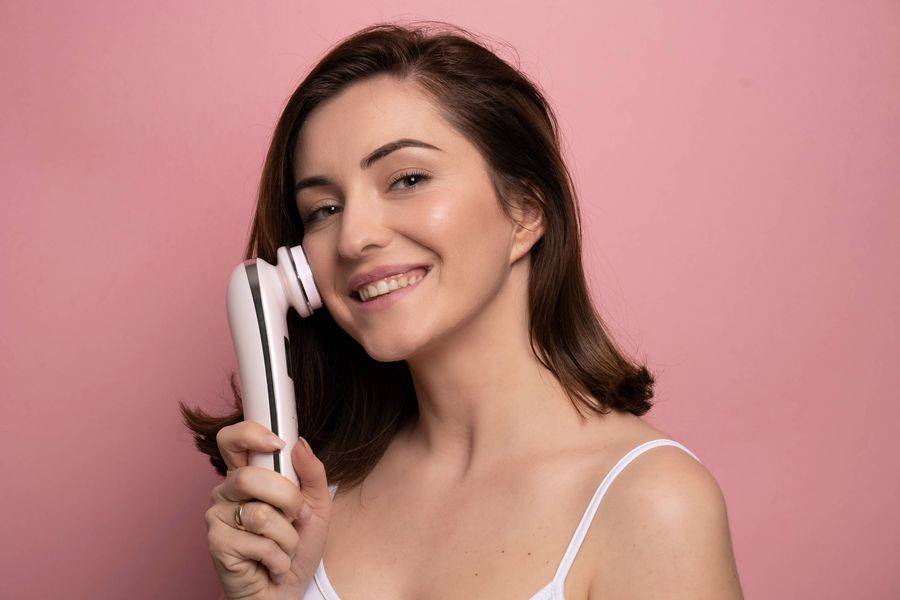 Want to Get Rid of Saggy Skin? A Face Tightening Machine Can Help