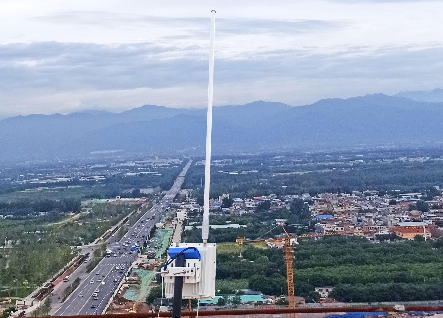 How to expand the coverage of Helium hotspot? Antenna is the key