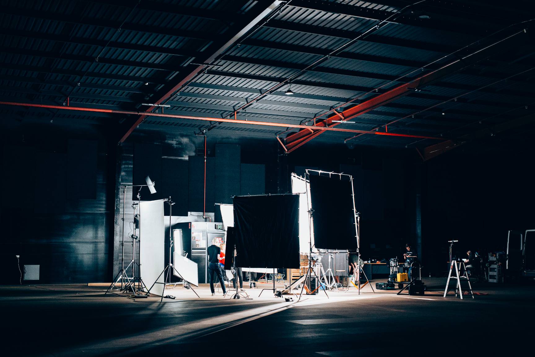 4 Things You Should Know Before Creating Corporate Business Video