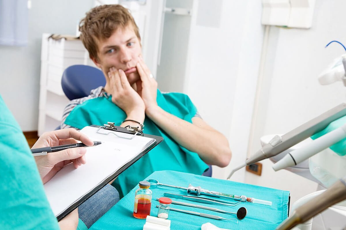 6 Times When you’ll Need Emergency Dental Care