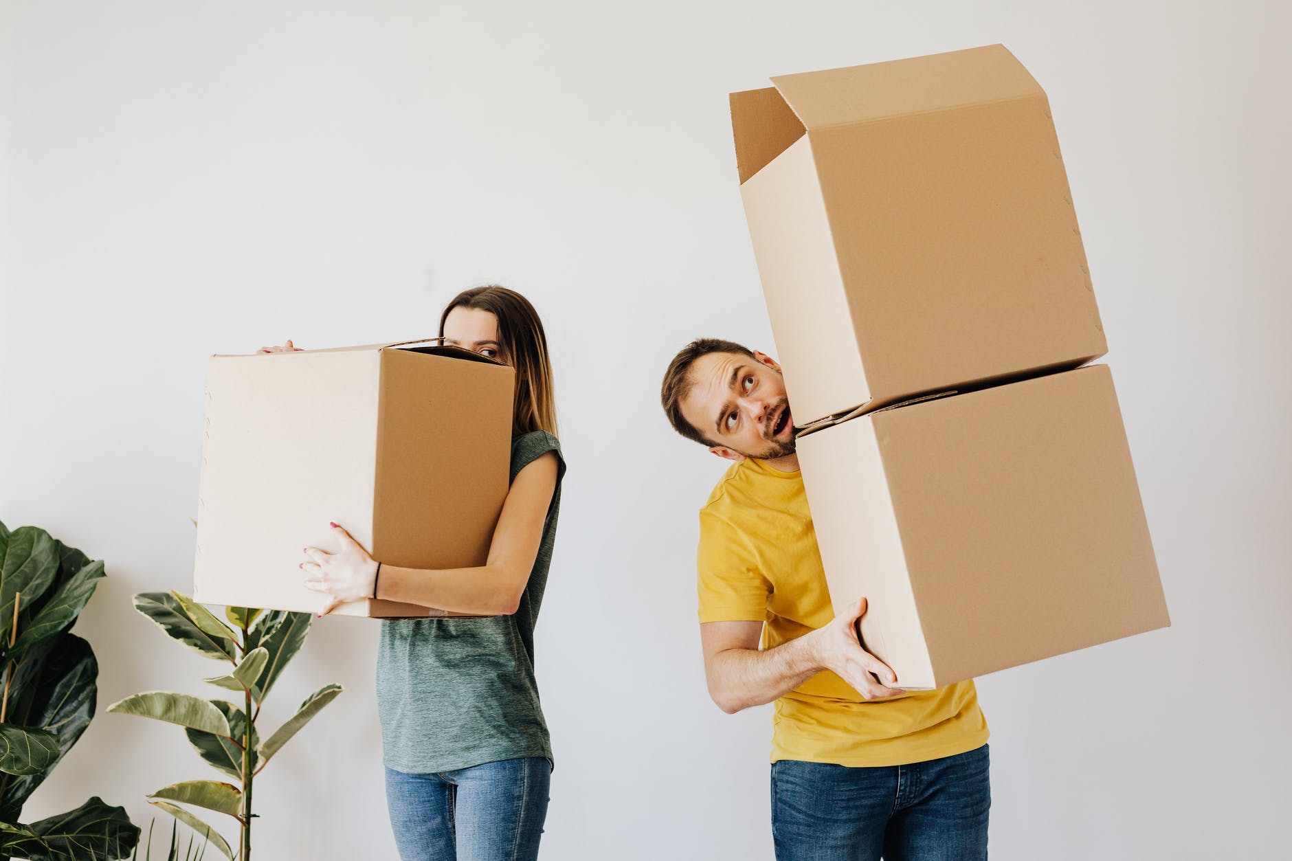 Moving Into Your First House? Here’s a Checklist to Setup a Home