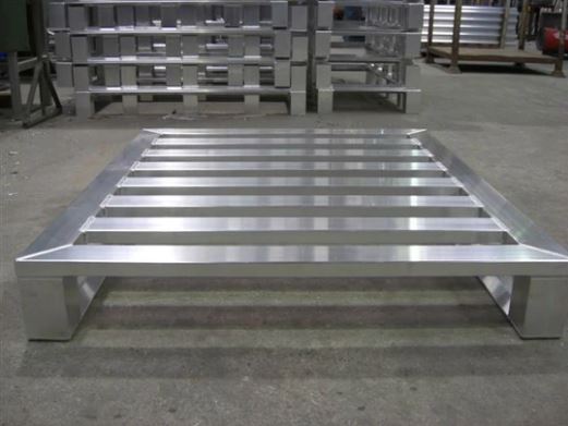 Advantages Of Using Stainless Steel Pallets