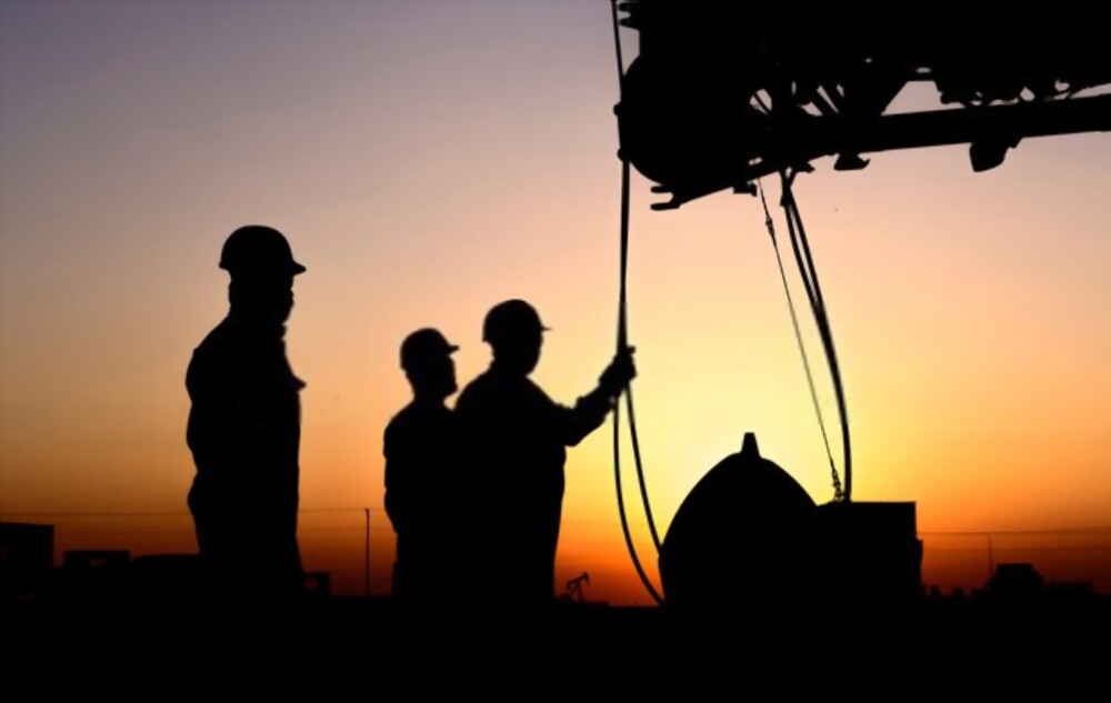 Which training courses are available for working at height?