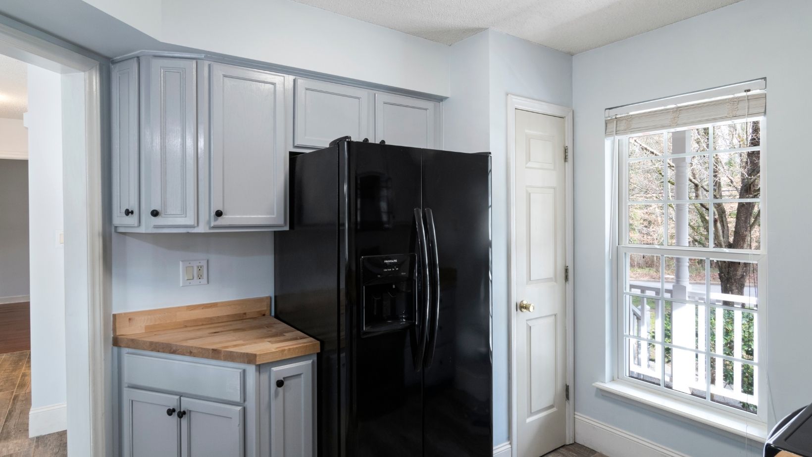 What to Look for When Hiring Sub Zero Repair Seattle?