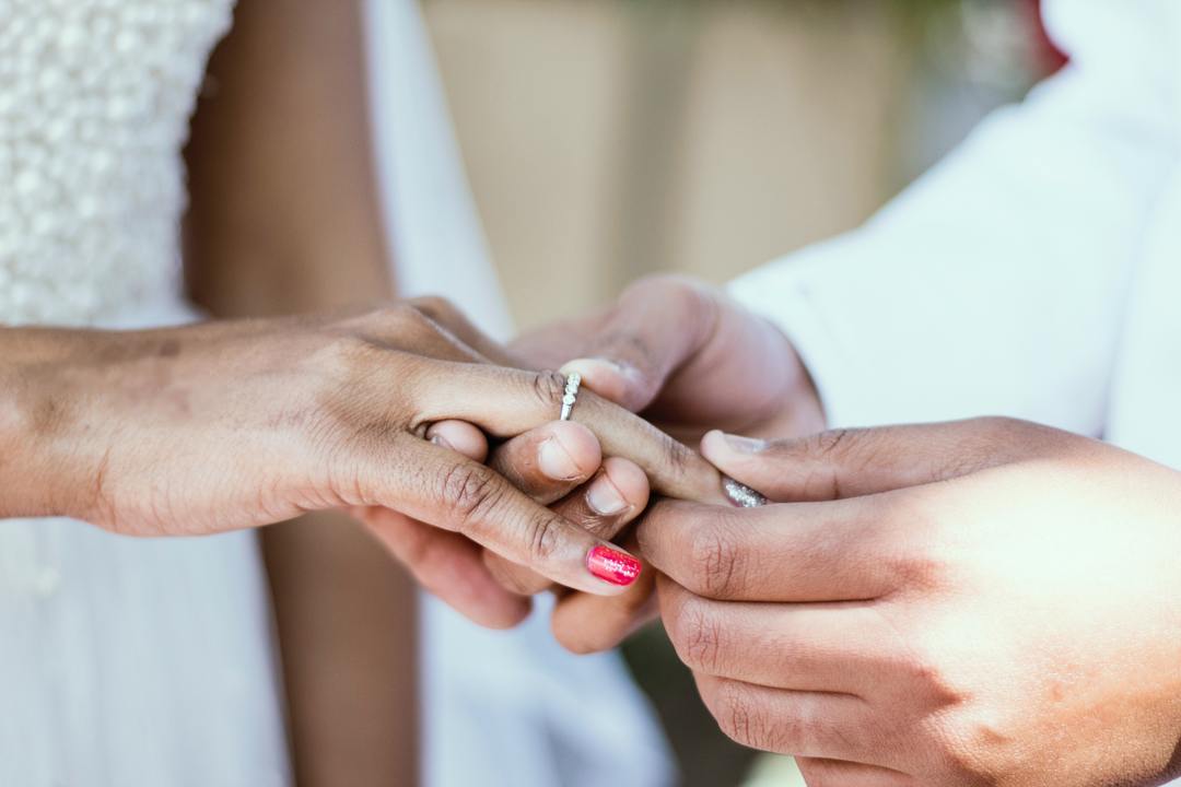 "Unlocking Brilliance: Darry Ring Financing Options for Your Dream Ring"