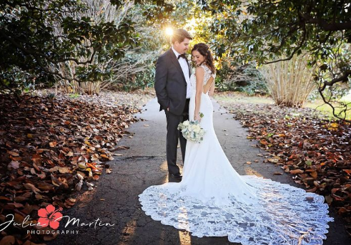 How wedding photographer makes your wedding day memorable