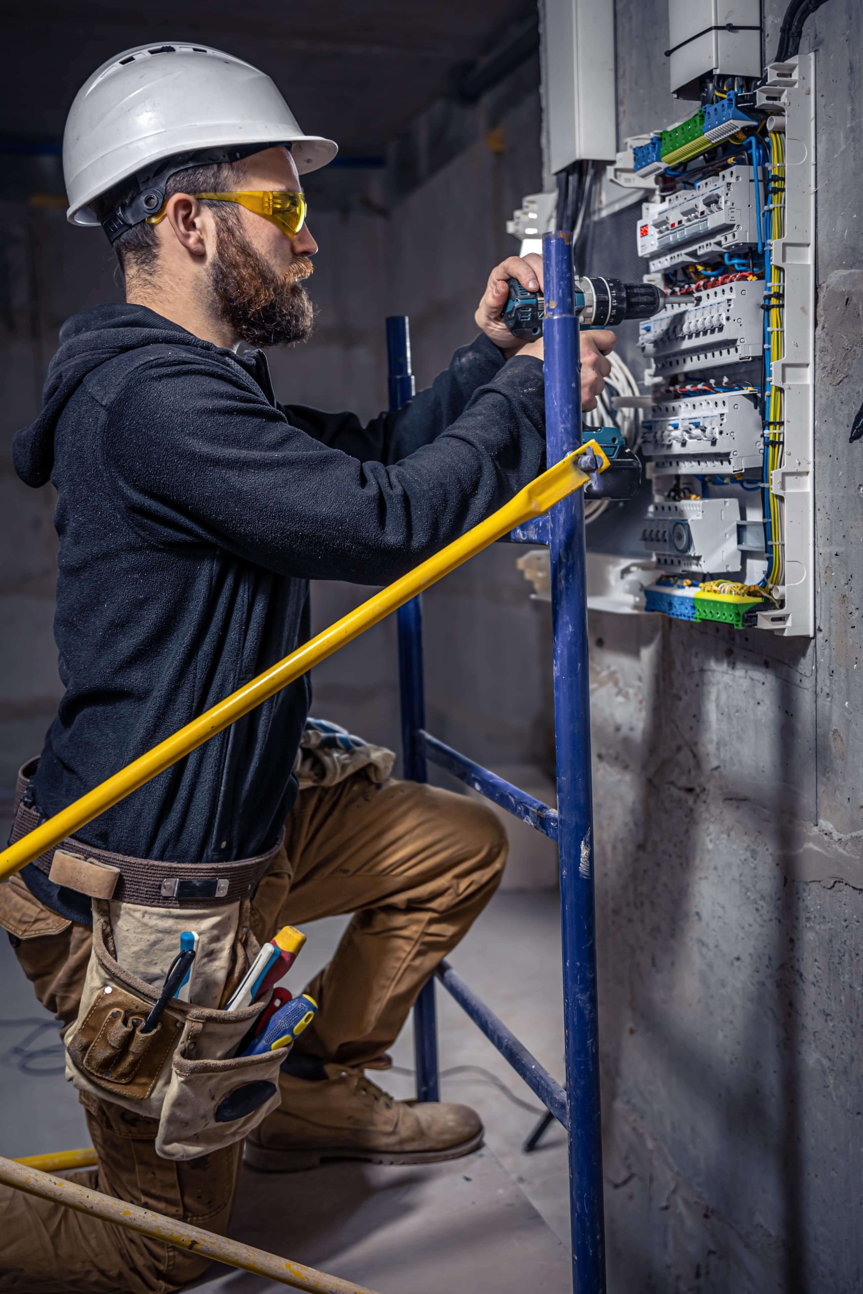 Why Should You Start Electrical Services Abu Dhabi With Low Cost