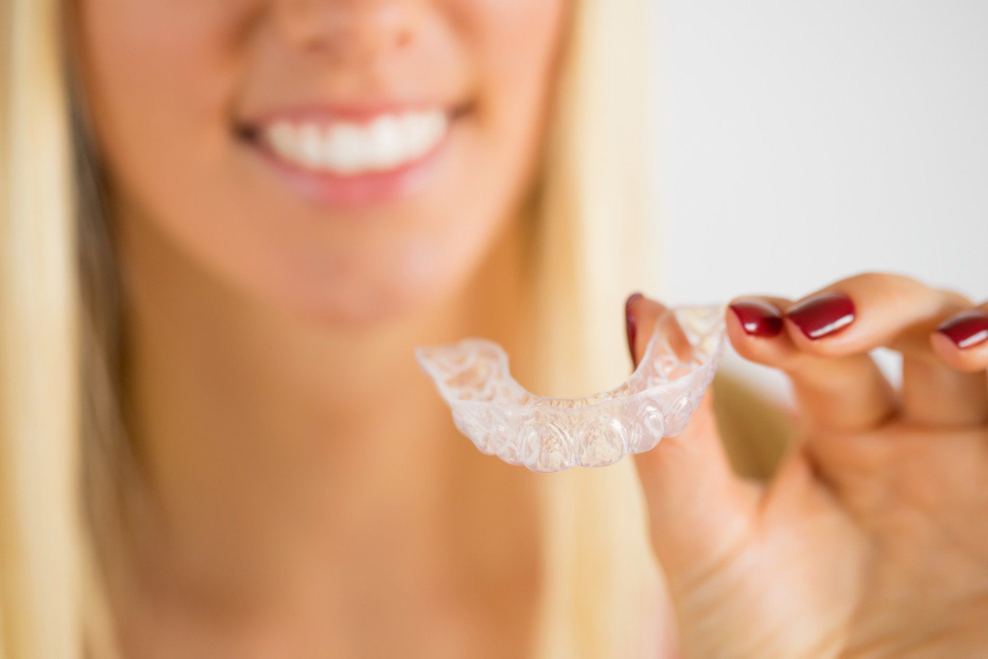 Different Benefits of Invisalign Compared to Other Dental Procedures