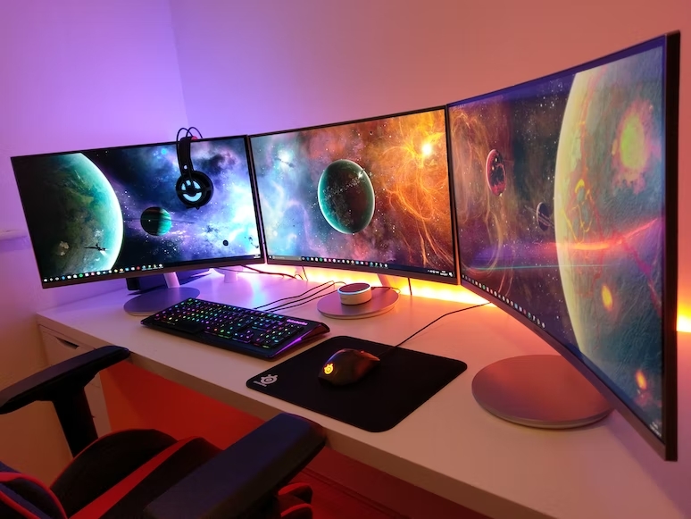 What is the best marketing strategy for the electronics & computer industry?
