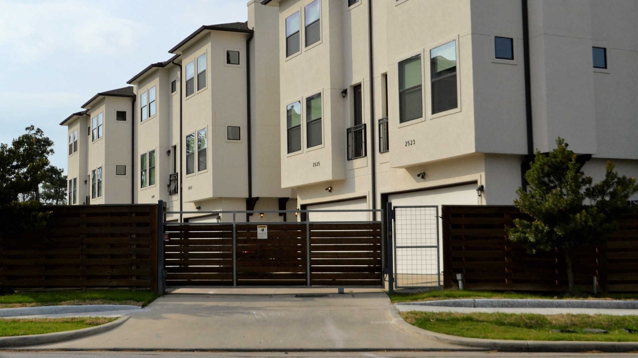 Why Upgrade to Automatic Gate Openers for Your NZ Property