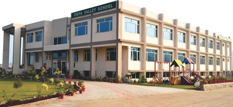Best CBSE school in Kharar School Management  