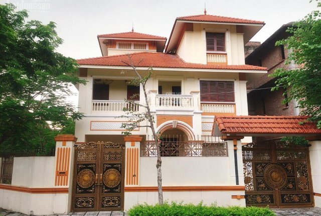 Bán biệt thự ﻿Vinhomes Riverside vị trí đẹp giá tốt 