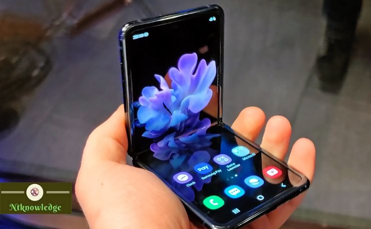 Samsung Galaxy Z Flip Problems Stared After One Day of Use