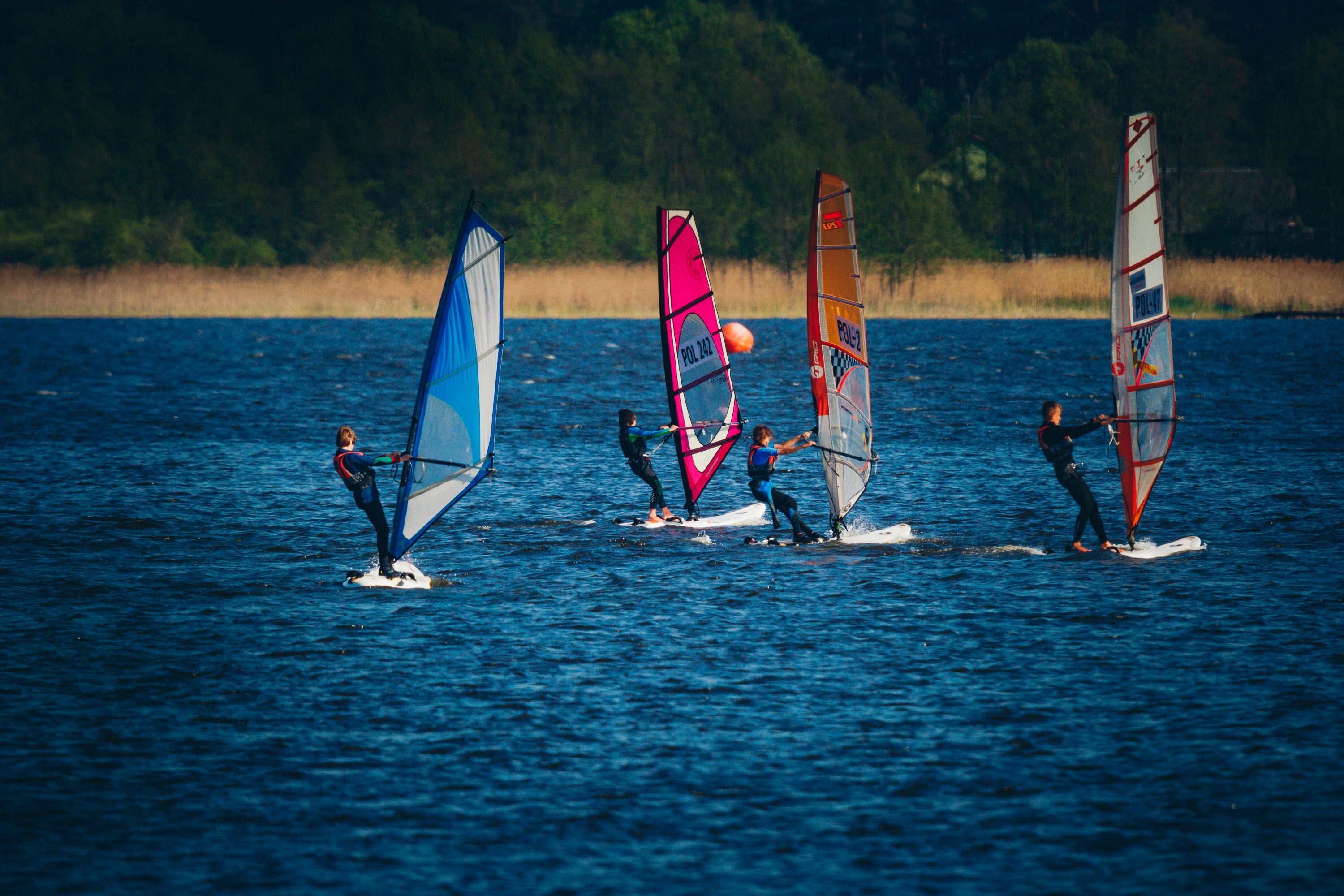 Discover How Sailing Can Bring You Fun, Friendship, and Romance!