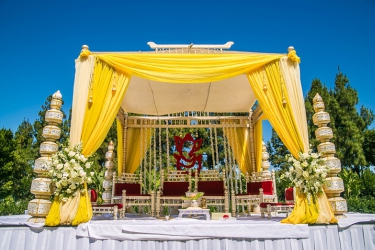 10 Reasons to Rent a Tent for Your Vancouver Wedding