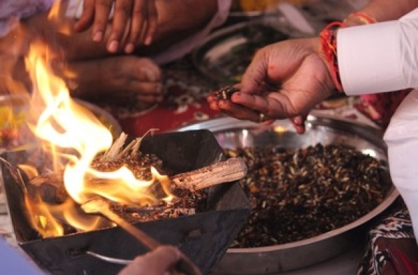 All About Online Havan Pooja And Samagris