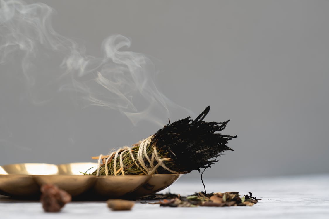 What Are The Reasons to Start Smudging?